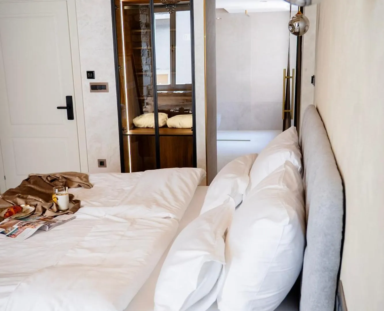 Lillium Heritage Luxury Suite Diocletian'S Palace Сплит Хорватия